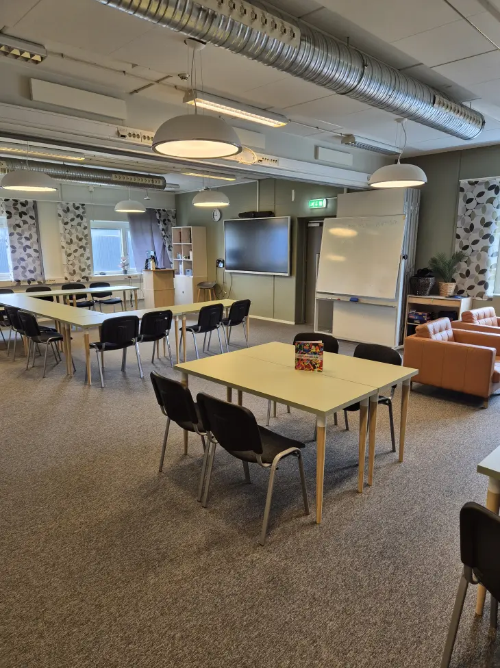 Bilde av et klasserom/åpen base